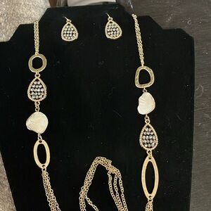 Lia Sophia 20” two strand necklace with matching earrings.